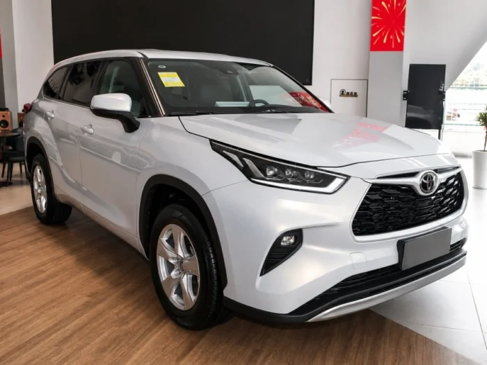 В России вырос спрос на Toyota, Mazda и BMW: какие модели выбирали покупатели