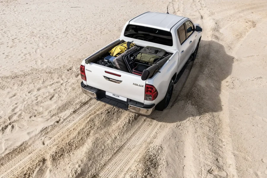 Фото Toyota Hilux сверху